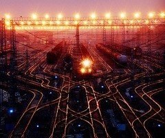 Я страстно люблю ночь. Я люблю ее, как любят родину или любовницу, – инстинктивной, глубокой, ...