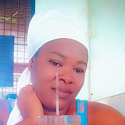 shantel, 27, 