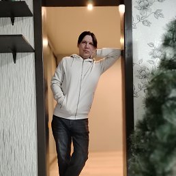 �������, 44 ����, ������� ��������