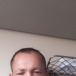 Sergej, 44, 