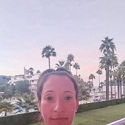 olya, 37 , 