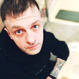 Zhecka, 42, ,  