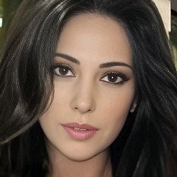 Lili, , 25 