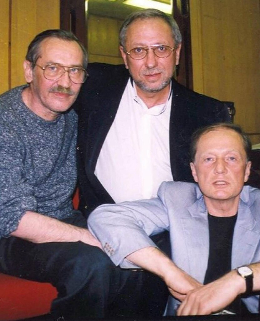  :    ...          ...