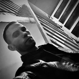 Miha, 30, 