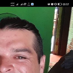 Jorge, 34, 