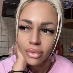 Dajana, 36, 