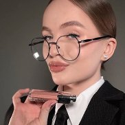 Алина, 26 лет, Франкфурт Алина, 26 лет, Франкфурт