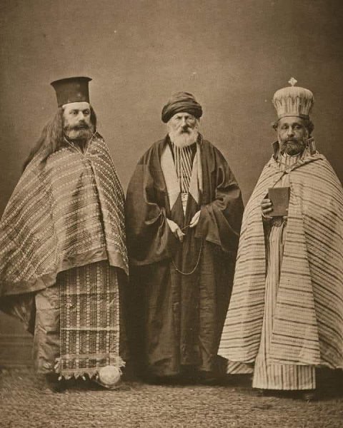 Армянский священник, мусульманский мулла и греческий священник, Кония. (1873)