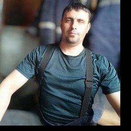 Rustam Jrabekov, 42 ,  