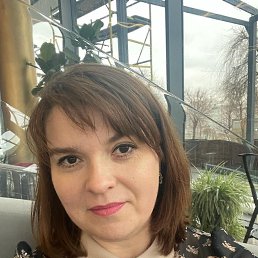 Valentina, 43, 