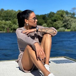 Nika, 25, 