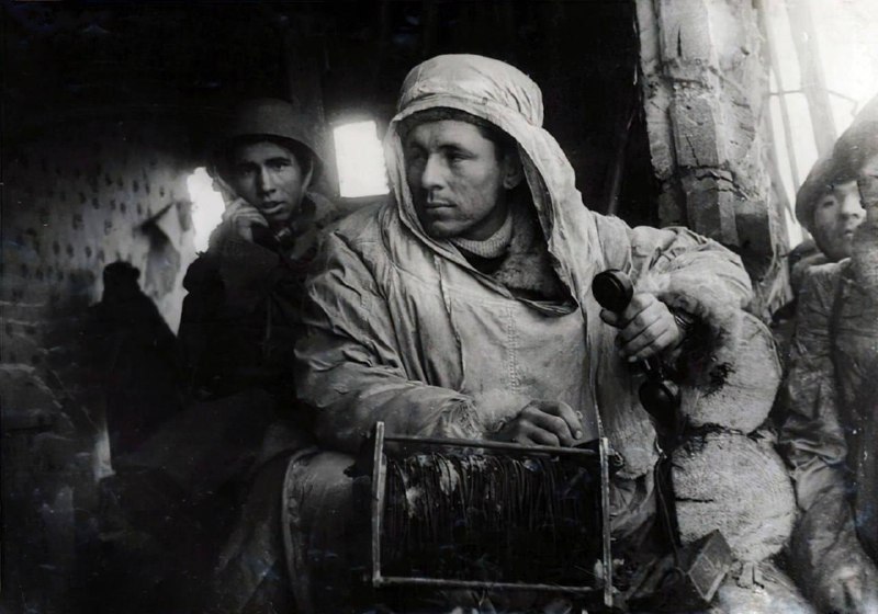  ,   , 1944 .  :  . .