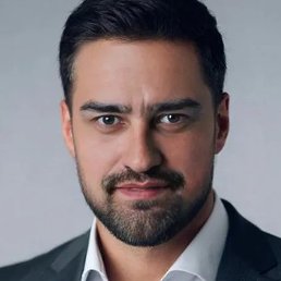 ����, ����, 35 ���