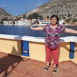 Marina, 59, 