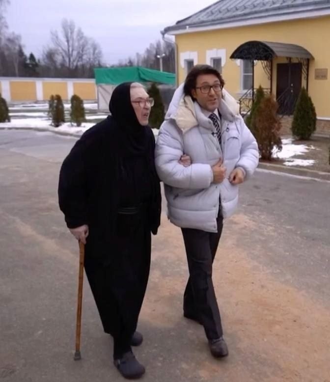 Андрей Малахов навестил актрису Екатерину Васильеву в монастыре.Звезде советского кино сейчас 79 ...