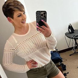 Hannah Brooks, , 40 