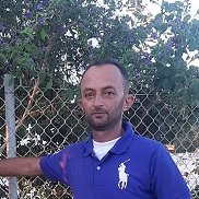 Manolis, 46, 