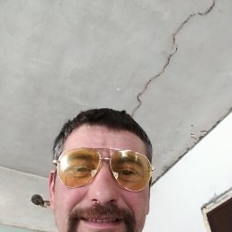 �������, 37 ���, ����������