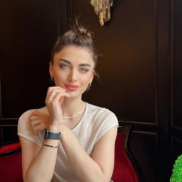 Samira, 29, 
