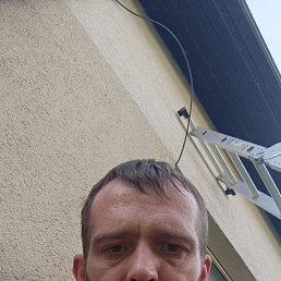 Henrijs, 36, 