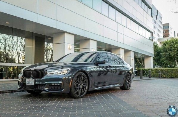 BMW 7Series (G12). BMW - 7