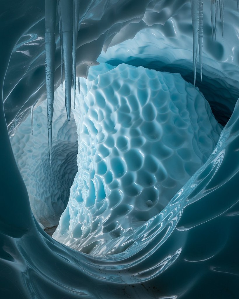   - 3  2025  02:41 - 3