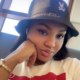 ���� Ellie, ���-�����, 28 ��� - ��������� 7 ��� 2026