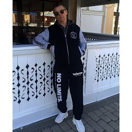 ������, �������, 54 ����