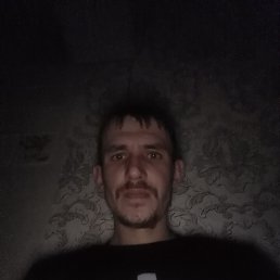 Kostyi, 34, 