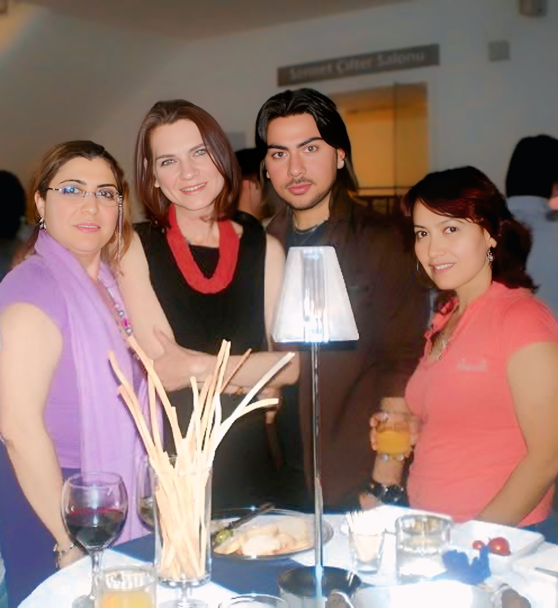 Turkiye'nin en byk edebiyat dln alan arkadam asl erdoan .#tbt #2010