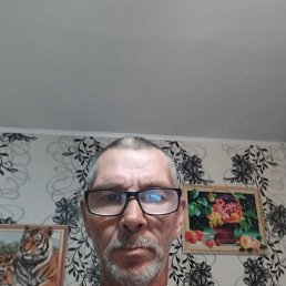 Алексей, 51, Уссурийск
