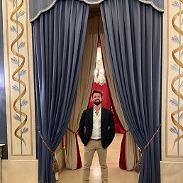 ������, ������, 33 ����