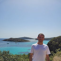 Mauro, �������, 51 ���