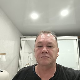 �����, 52 ����, ������ ��������