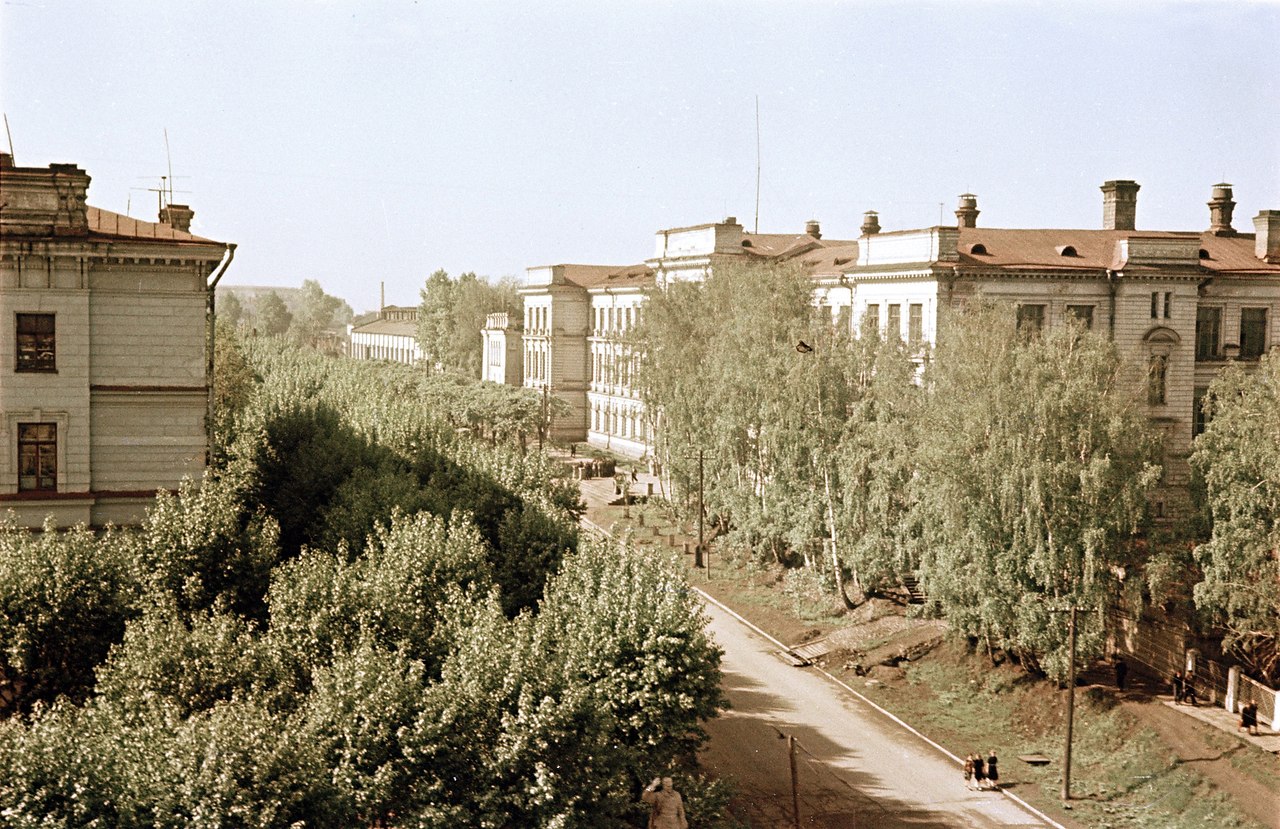 Фото старое советских городов. Архитектура СССР В фотографиях семена Фридлянда. Томск 60-70 годы. Томск СССР. Киев старый город архитектура Фридлянд.