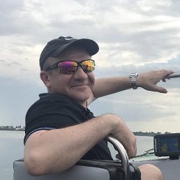 Ievgen, 45, 