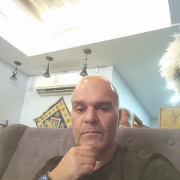 Arsen, 45 , --