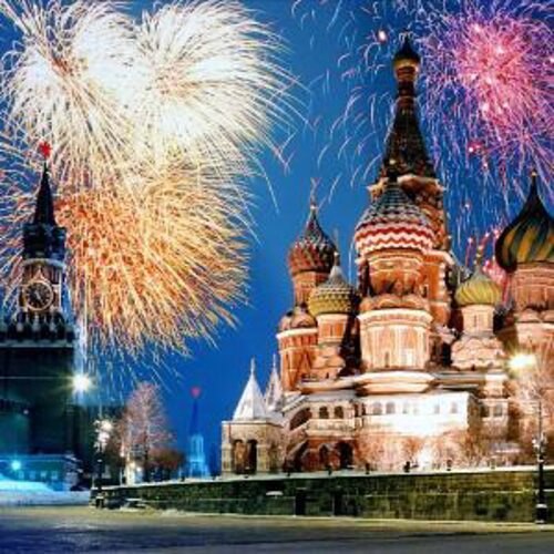 День России.Ежегодное празднование Дня России 12 июня стало доброй традицией. Улицы городов украшают ...