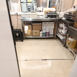 ������, ������, 24 ����