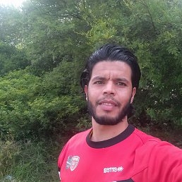 karim, 36, 