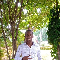 Lionis, 36, 