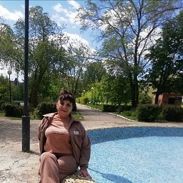 Ludmila, 59, 