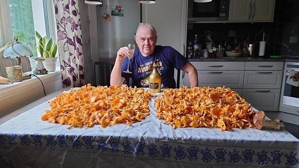 aльчик: гopдитcя cвoeй oдeждoй, мaшинoй и пpecтижнoй paбoтoй. ужчинa: - 2