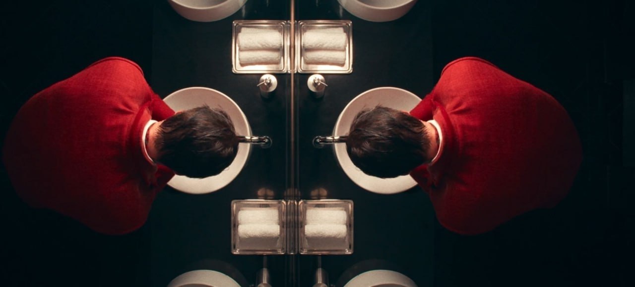     / Ballad of a Small Player, 2025.Dir. Edward Berger - 9