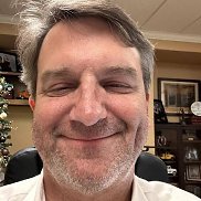 Oliver Clark, 67 ���, �������