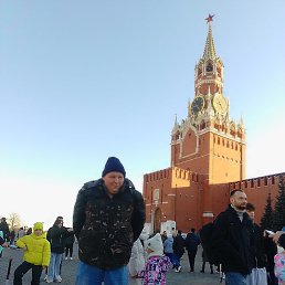 ������, ������, 33 ����