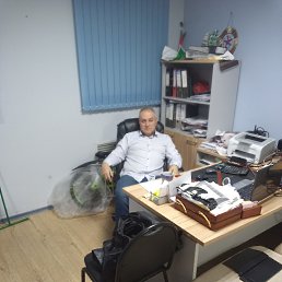 Виктор, 54, Саратов