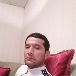 Akmaljon, 44, 