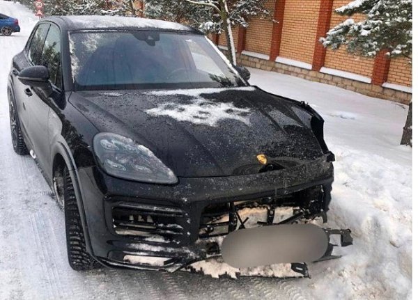 Пьяная женщина на Porsche сбила 9-летнего мальчика и его няню в Новой Москве. В деревне Зимёнки на ... - 2